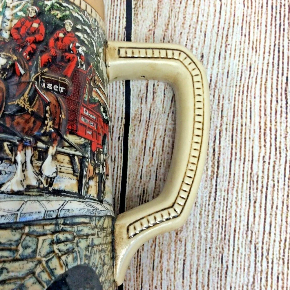 Vintage 1988 Anheuser Busch Budweiser Christmas Beer‎ Stein- Clydesdales Mug